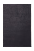 Usva Black