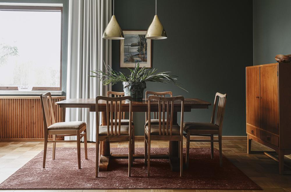 Basaltti Mahogany