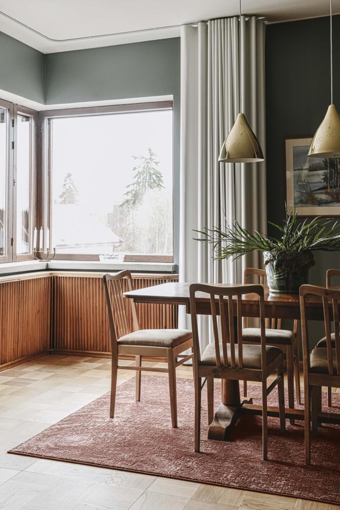 Basaltti Mahogany