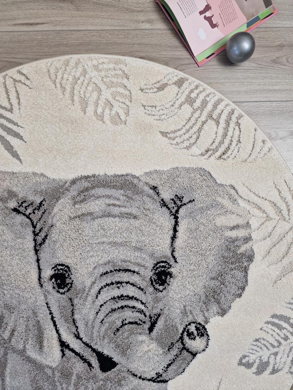 Elephant