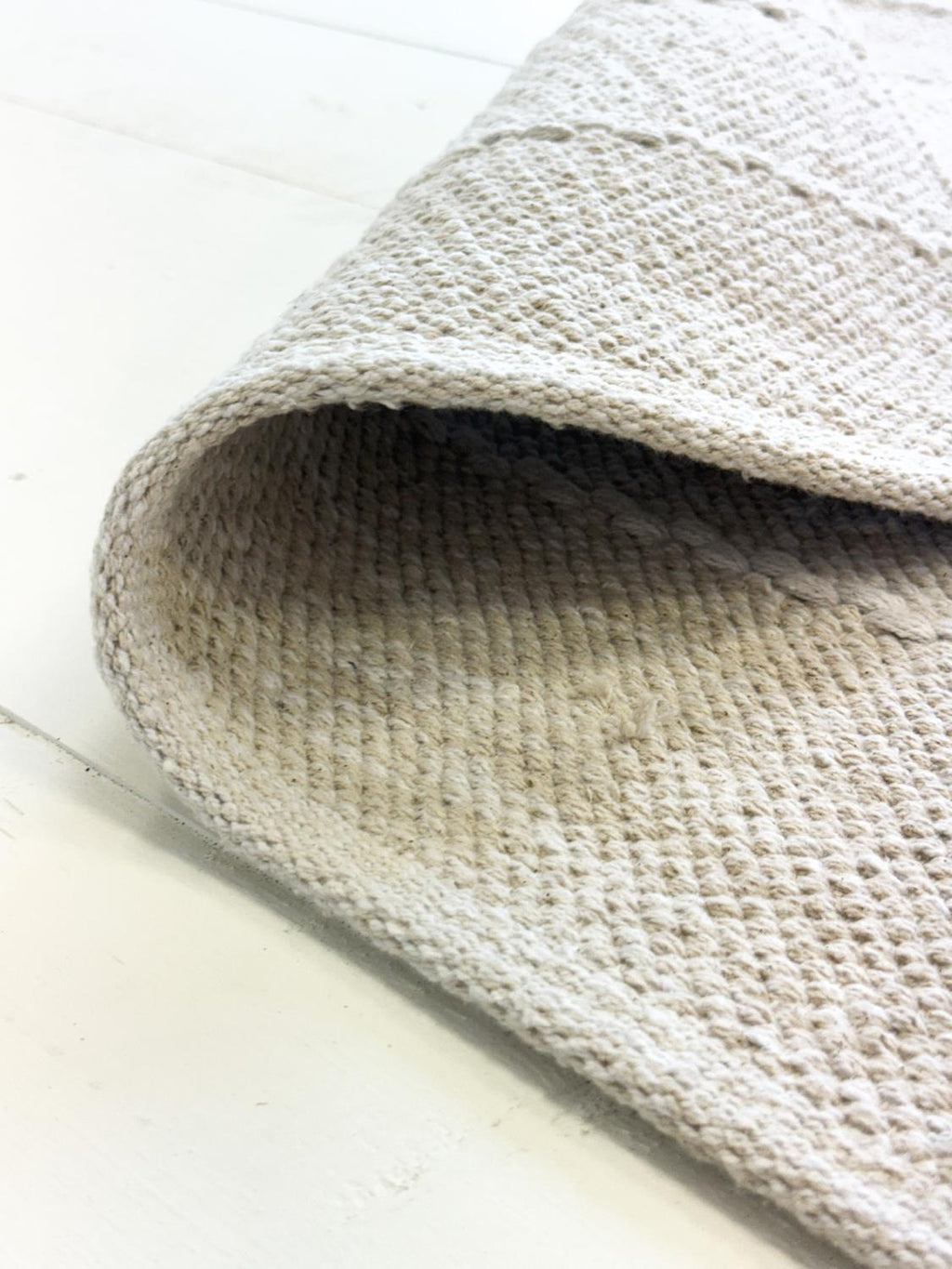 Lilleby Beige/Vit