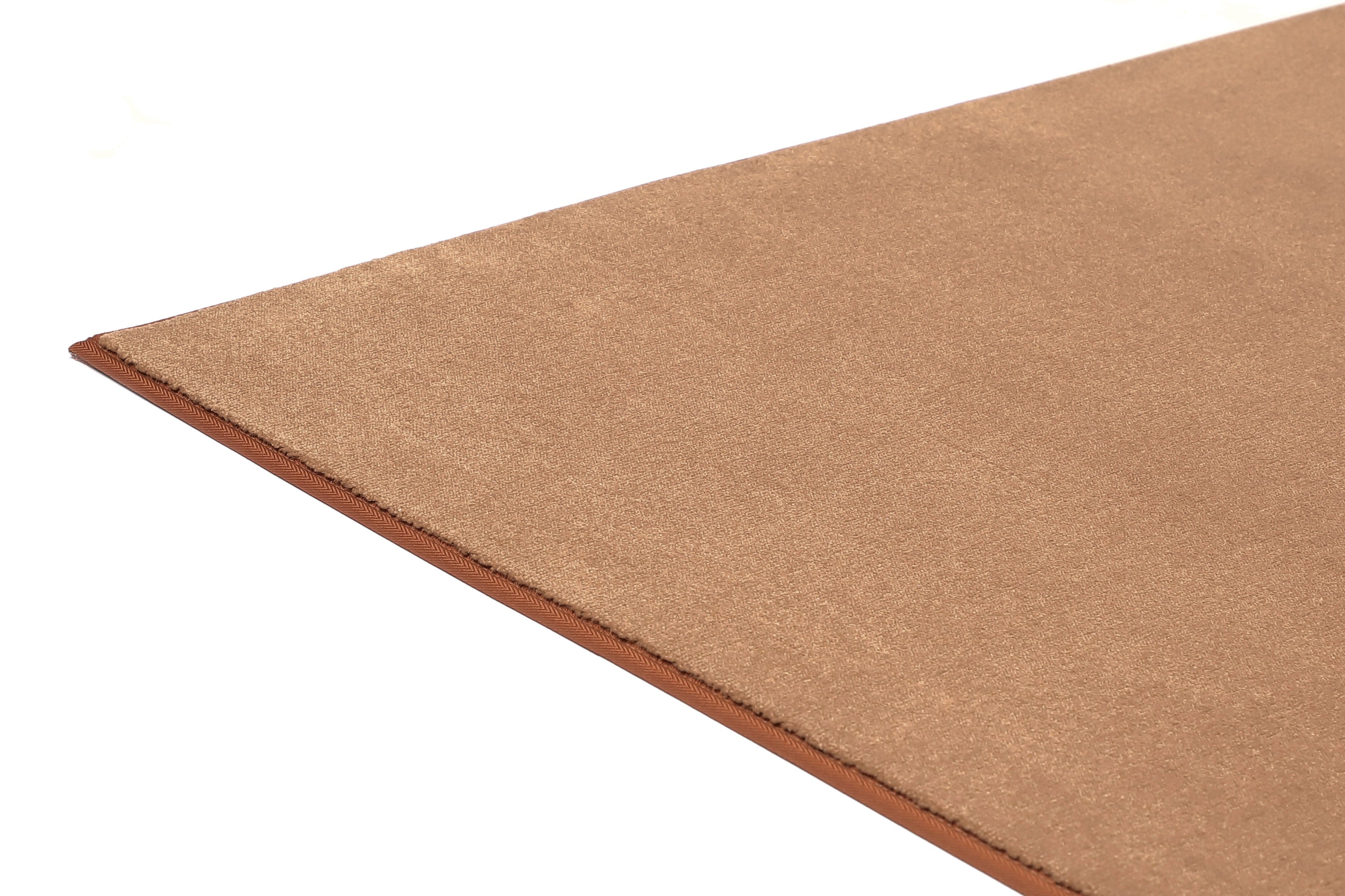 Usva Light brown